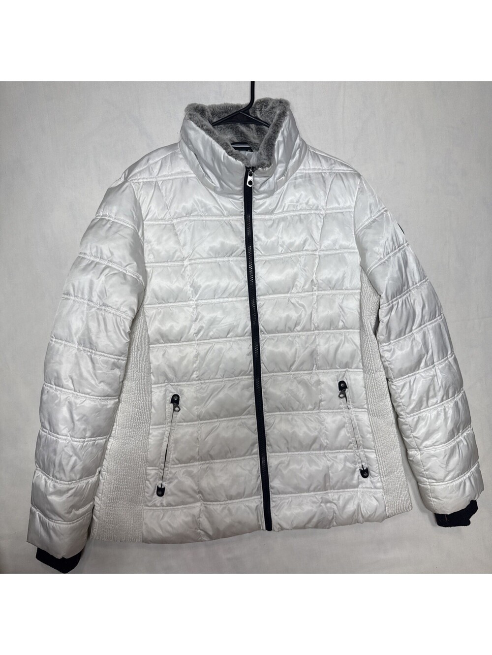 Nautica Womens XL White Quilted Puffer Jacket Faux Fur Collar Flaws Read